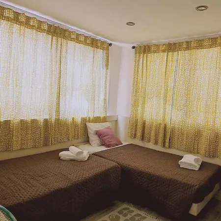 Garden Flat Apartment
